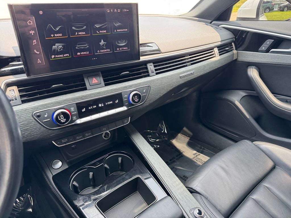 2022 Audi A4 45 S line Premium Plus quattro