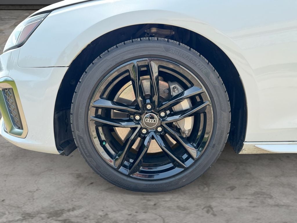 2022 Audi A4 45 S line Premium Plus quattro