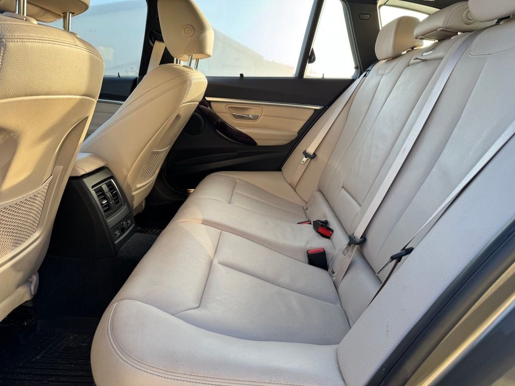 2017 BMW 3 Series 330i xDrive AWD