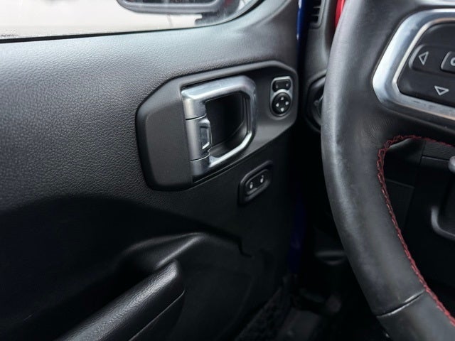 2020 Jeep Wrangler Unlimited Rubicon w/ Heated Steering Wheel + Navigation