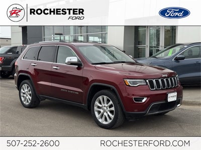 2017 Jeep Grand Cherokee Limited w/ Panoramic Sunroof + Trailer Tow Package