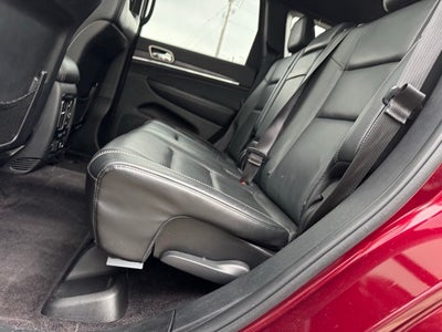 2017 Jeep Grand Cherokee Limited w/ Panoramic Sunroof + Trailer Tow Package