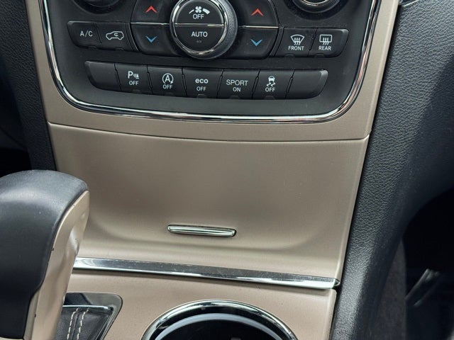 2017 Jeep Grand Cherokee Limited w/ Panoramic Sunroof + Trailer Tow Package