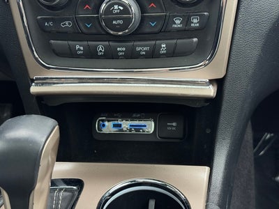 2017 Jeep Grand Cherokee Limited w/ Panoramic Sunroof + Trailer Tow Package