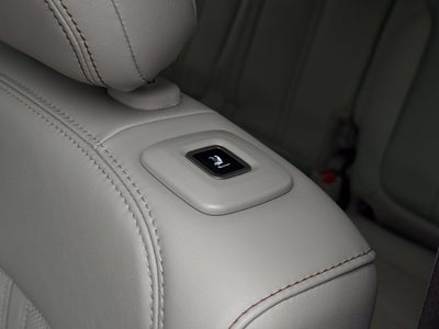 2023 Jeep Grand Wagoneer Base