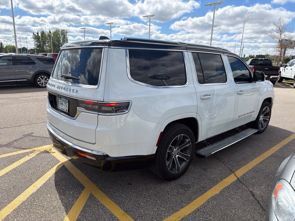 2023 Jeep Grand Wagoneer Base