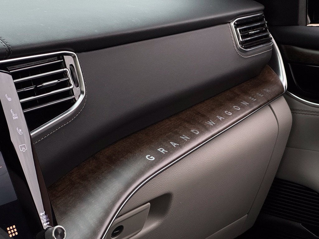 2023 Jeep Grand Wagoneer Base