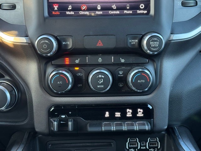 2019 RAM 1500 Big Horn/Lone Star w/ Heated Steering Wheel + Remote Start