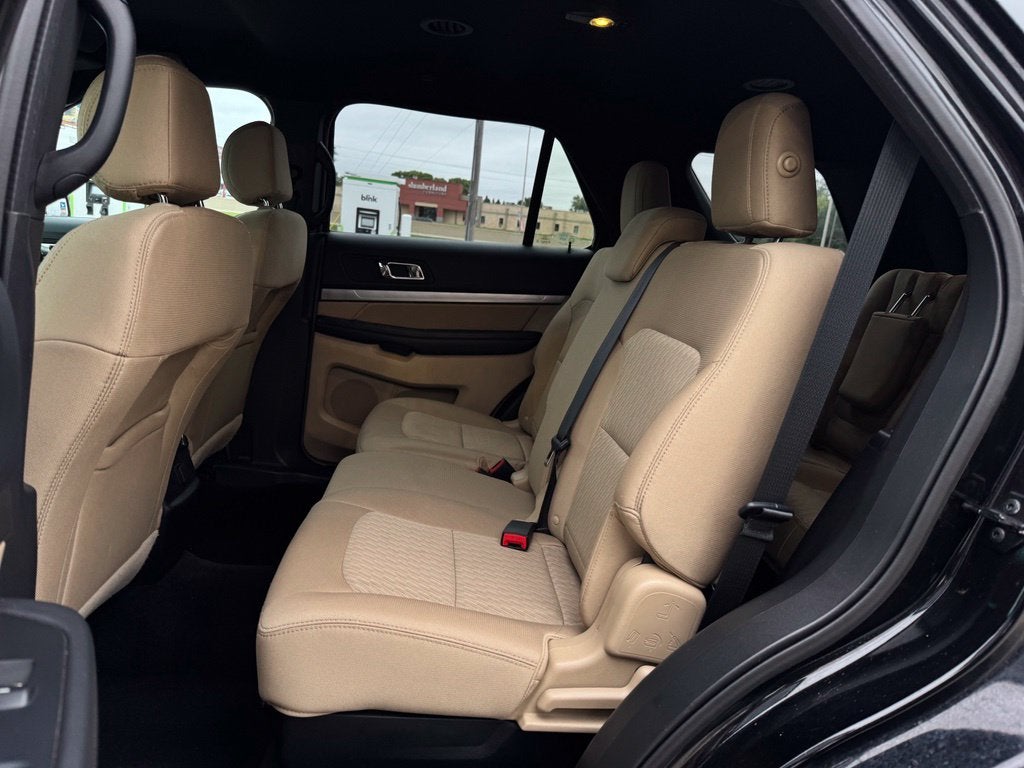2016 Ford Explorer Base