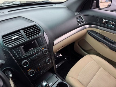 2016 Ford Explorer Base