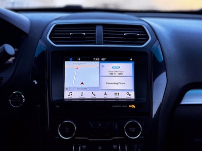 2017 Ford Explorer XLT w/2nd Row Bench