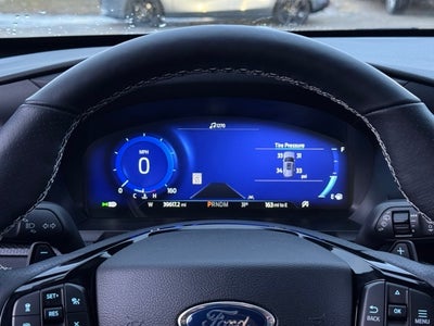 2022 Ford Explorer ST w/ Twin Panel Moonroof + Adaptive Cruise