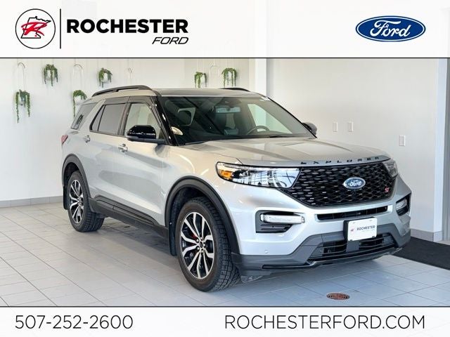 2023 Ford Explorer ST w/ Street Pack