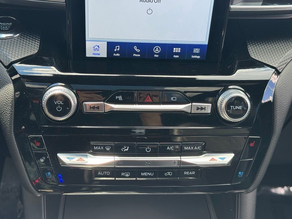 2023 Ford Explorer ST w/ Street Pack