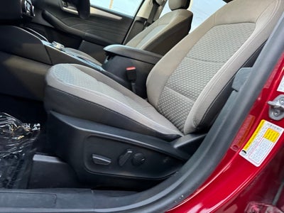 2022 Ford Escape SE Hybrid w/ Heated Steering Wheel + Power Liftgate