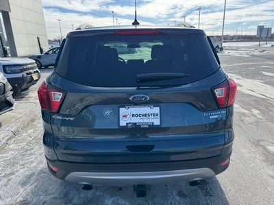 2019 Ford Escape Titanium w/ Heated Steering Wheel + Tow Package