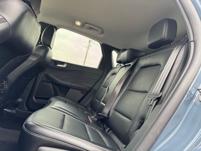 2025 Ford Escape Platinum w/ Heated Steering Wheel + Adaptive Cruise