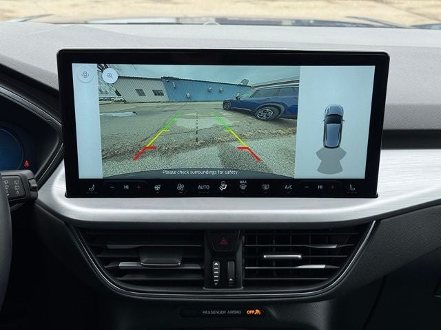 2025 Ford Escape Platinum w/ Heated Steering Wheel + Adaptive Cruise