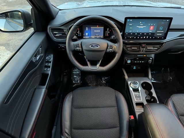 2023 Ford Escape ST-Line w/ Panoramic Moonroof + Adaptive Cruise