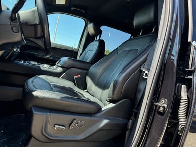 2020 Ford Expedition Max Limited w/Heavy Duty Tow Pkg