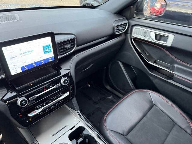 2022 Ford Explorer ST-Line w/ Twin Panel Moonroof + Trailer Tow Package