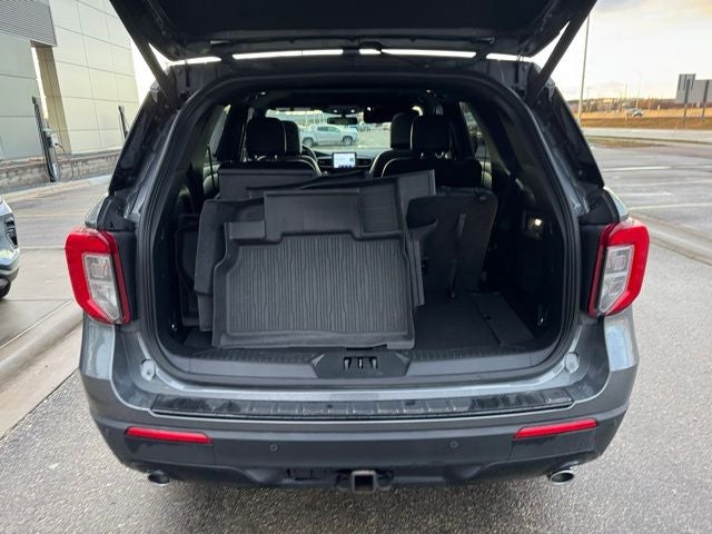 2022 Ford Explorer ST-Line w/ Twin Panel Moonroof + Trailer Tow Package