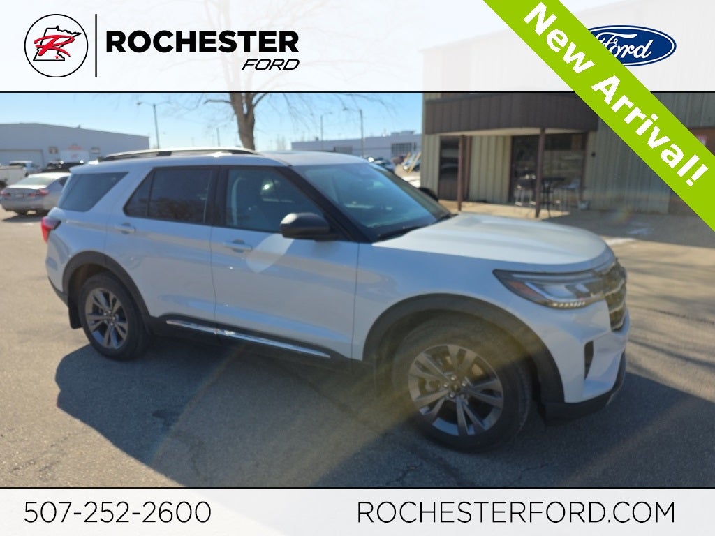 2025 Ford Explorer Active w/ Panoramic Moonroof + Heated Steering Wheel