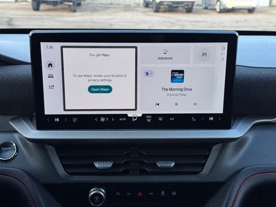 2025 Ford Explorer ST-Line w/ Heated Steering Wheel + Massaging Seats