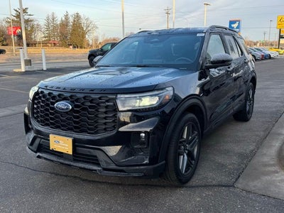 2025 Ford Explorer ST-Line w/ Heated Steering Wheel + Massaging Seats
