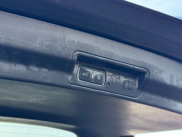 2025 Ford Explorer ST-Line w/ Heated Steering Wheel + Massaging Seats