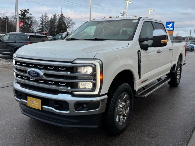 2026 Ford F-350SD Lariat w/ Twin Panel Moonroof + 2kw Pro Power Onboard