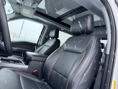2026 Ford F-350SD Lariat w/ Twin Panel Moonroof + 2kw Pro Power Onboard