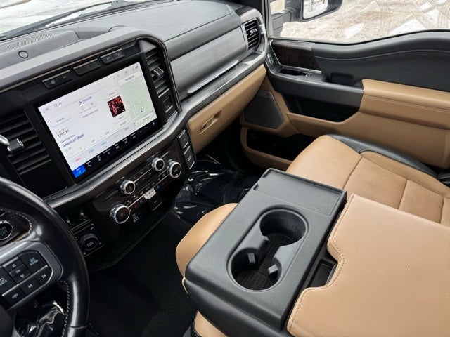 2023 Ford F-350SD Lariat w/ Twin Panel Moonroof + 360 Camera