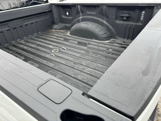 2023 Ford F-350SD Lariat w/ Twin Panel Moonroof + 360 Camera