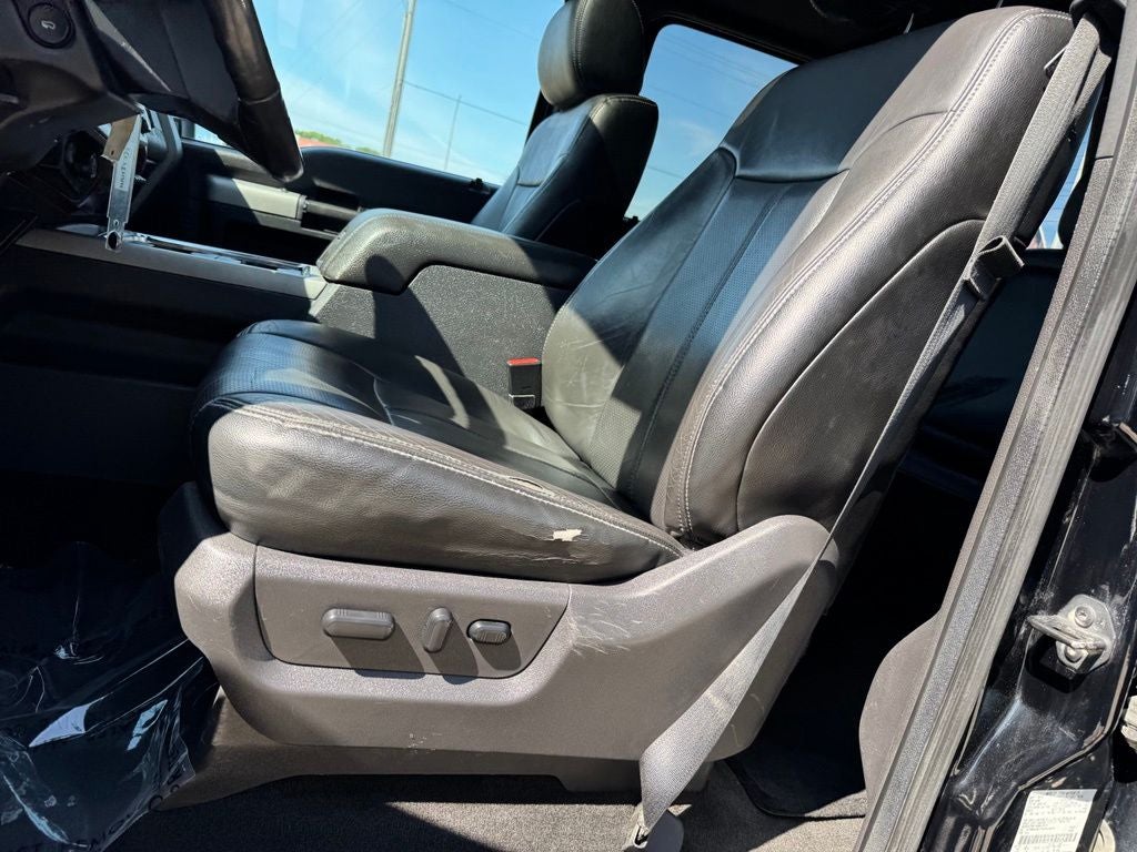 2016 Ford F-350SD Lariat