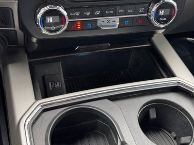 2022 Ford F-350SD Lariat Special w/ Twin Panel Moonroof + 360 Camera