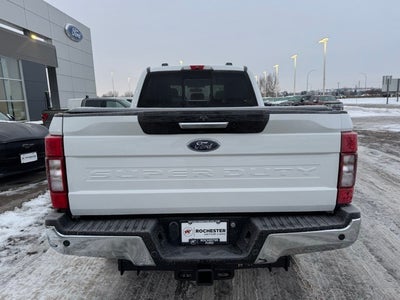 2022 Ford F-350SD Lariat Special w/ Twin Panel Moonroof + 360 Camera