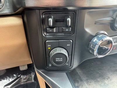 2023 Ford F-350SD Lariat