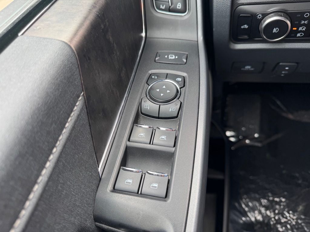 2023 Ford F-350SD Lariat