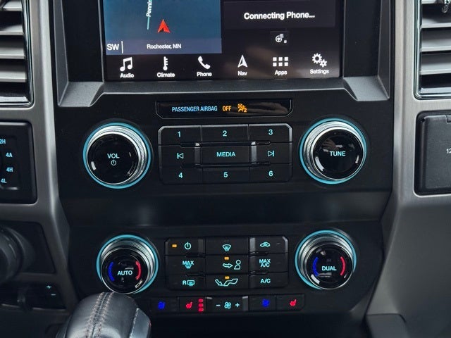 2019 Ford F-150 Platinum w/ Twin Panel Moonroof + Massaging Seats