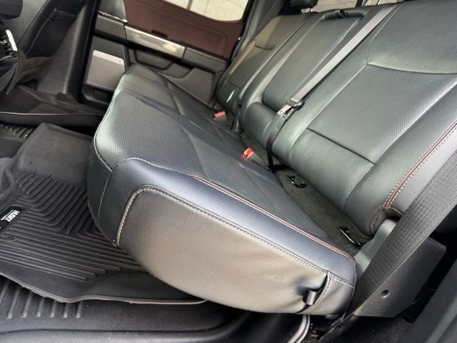 2023 Ford F-150 Lariat w/ Twin Panel Moonroof + Heated Steering Wheel