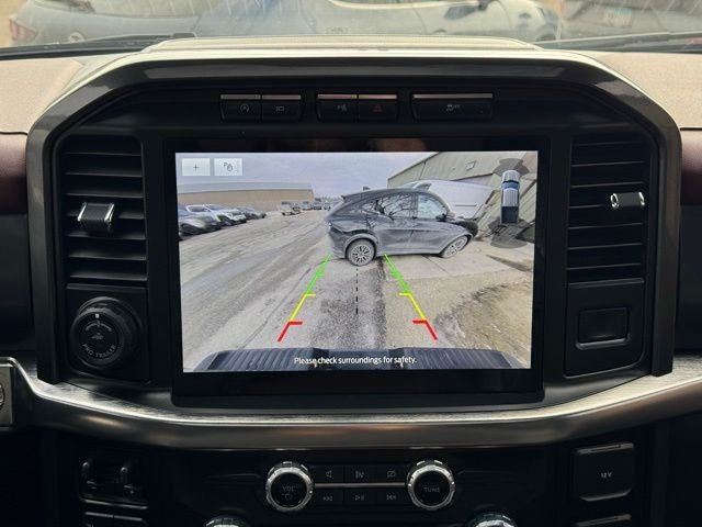 2023 Ford F-150 Lariat w/ Twin Panel Moonroof + Heated Steering Wheel