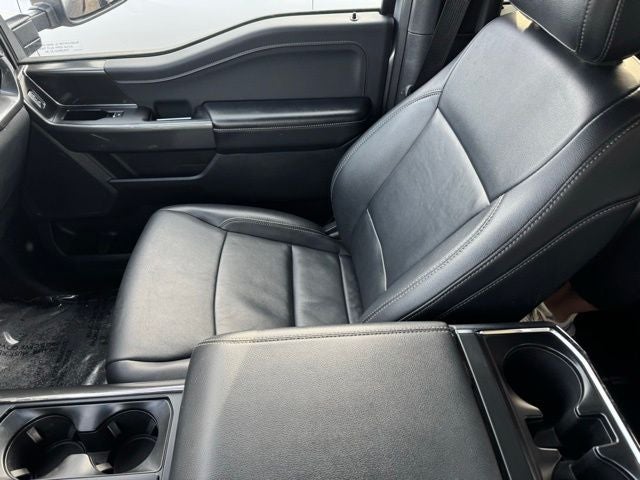 2023 Ford F-150 XLT w/ Twin Panel Moonroof + Trailer Tow Package