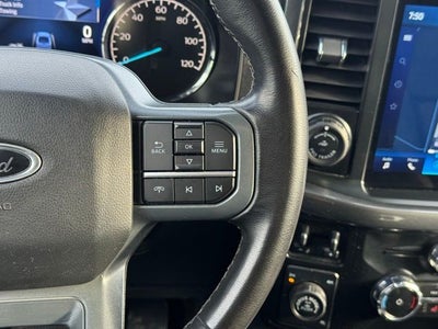 2023 Ford F-150 XLT w/ Twin Panel Moonroof + Trailer Tow Package