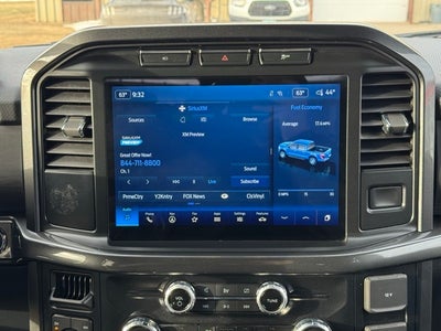 2023 Ford F-150 XLT w/ Intelligent Access + Power Sliding Rear Window