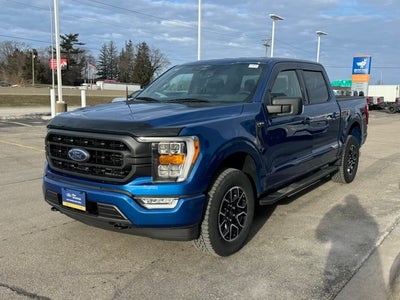 2023 Ford F-150 XLT w/ Intelligent Access + Power Sliding Rear Window