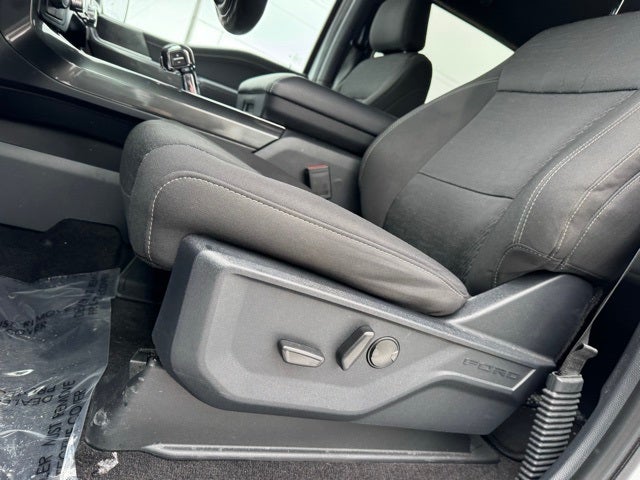 2022 Ford F-150 XLT w/ Intelligent Access + B & O Sound System