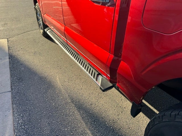 2023 Ford F-150 XLT w/ Intelligent Access + Front Bucket Seats