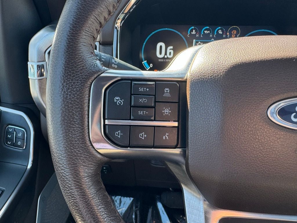 2023 Ford F-150 King Ranch w/ Twin Panel Moonroof + Heated Steering Wheel