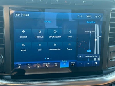 2023 Ford F-150 King Ranch w/ Twin Panel Moonroof + Heated Steering Wheel